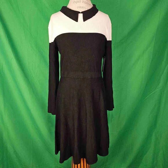 New York & Company Dresses & Skirts - NWT‎ New York & Company Womens Black White Sweater Dress Large